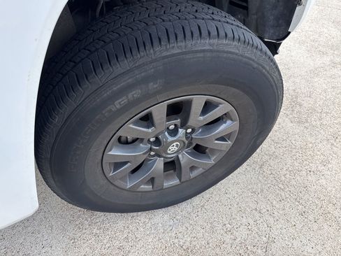 Used 2023 Toyota Tacoma SR5 image 15