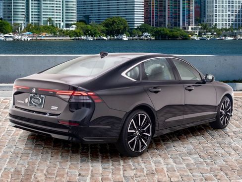 New 2025 Honda Accord Touring image 7