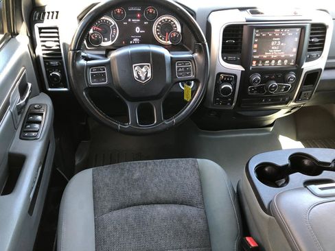 Used 2017 RAM 1500 Big Horn AWD/4WD image 17