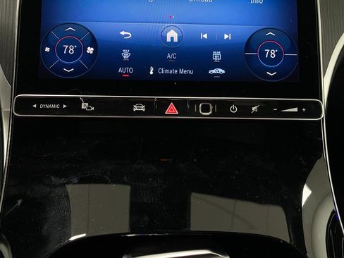 New 2026 Mercedes-Benz GLC 300 4MATIC image 23