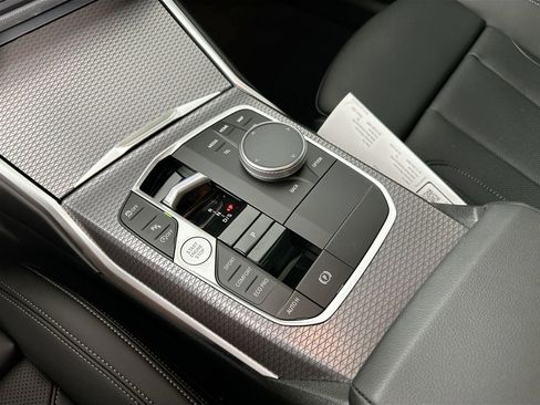 Used 2026 BMW 330i Sedan w/ M Sport Package image 16