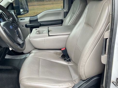 Used 2020 Ford F250 XL w/ Power Equipment Group image 25