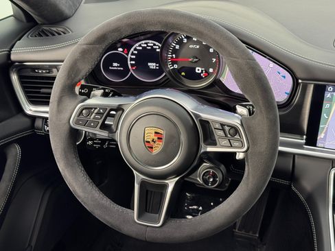 Used 2019 Porsche Panamera GTS AWD/4WD image 21