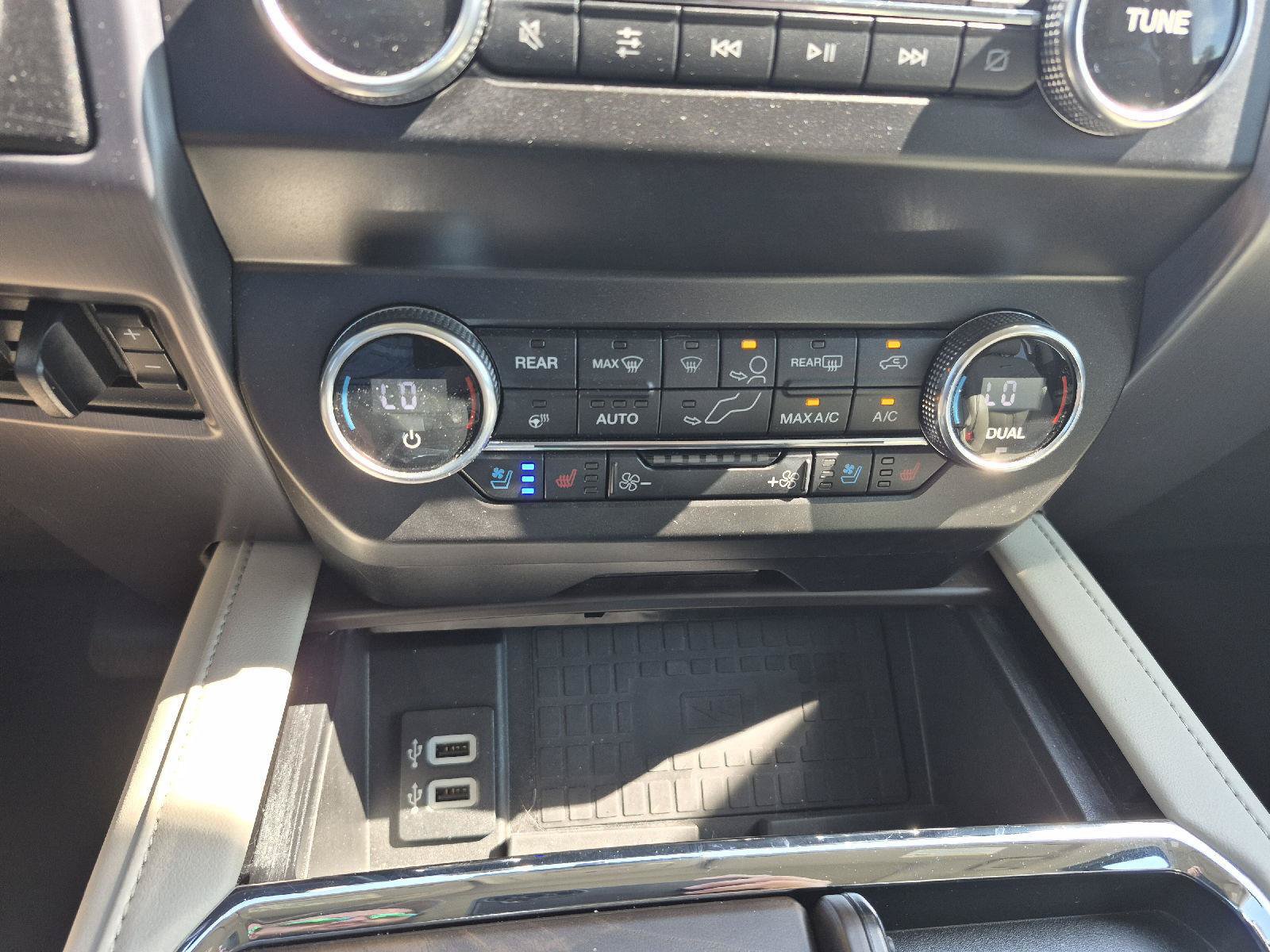 Certified 2019 Ford Expedition Platinum RWD image 9