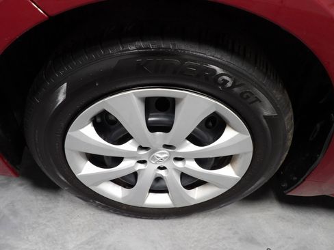 Used 2024 Toyota Corolla LE image 19