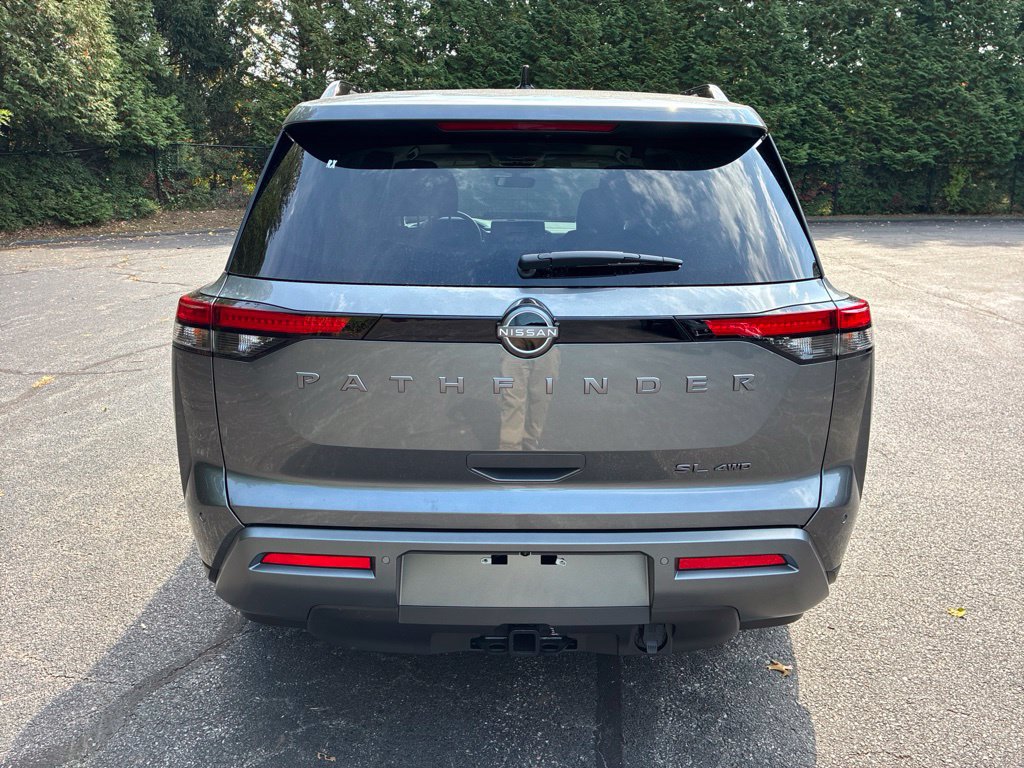 New 2026 Nissan Pathfinder SL w/ SL Premium Package AWD/4WD image 6