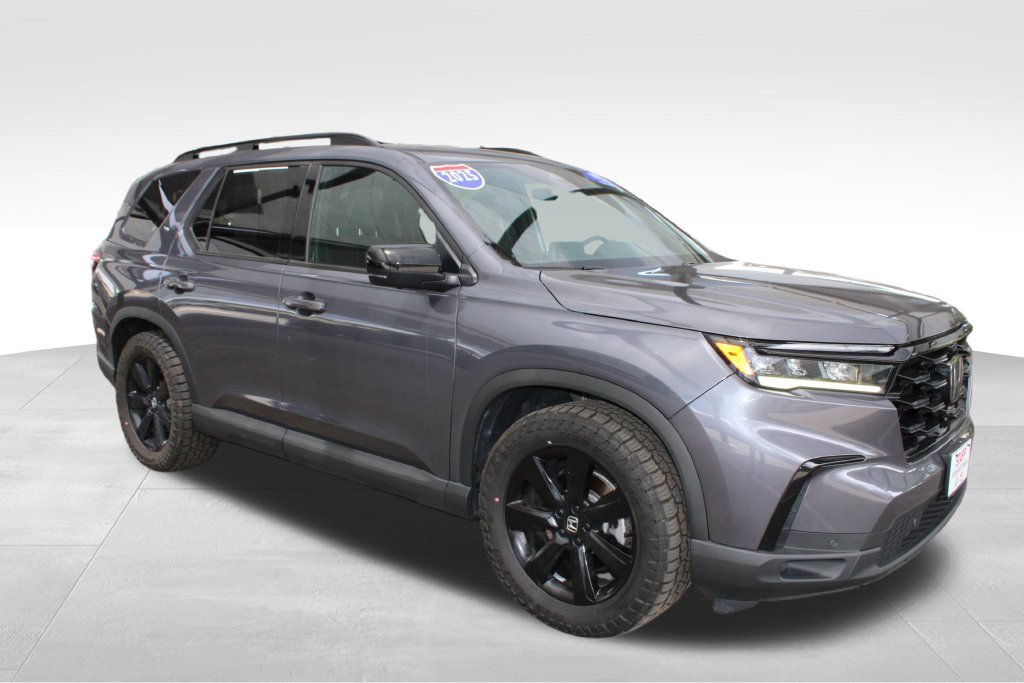 Used 2025 Honda Pilot Black Edition image 21