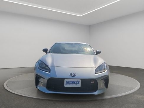 Used 2024 Toyota GR86 RWD image 1