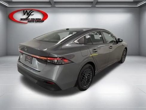 New 2026 Nissan Sentra SV w/ SV Convenience Package image 4