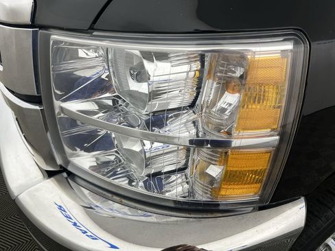 Used 2014 Chevrolet Silverado 2500 LTZ w/ Snow Plow Prep Package AWD/4WD image 32