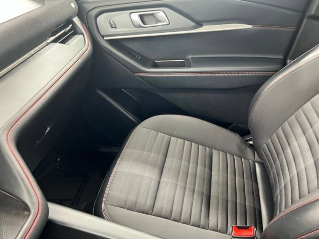 Used 2026 Ford Explorer ST-Line AWD/4WD image 13