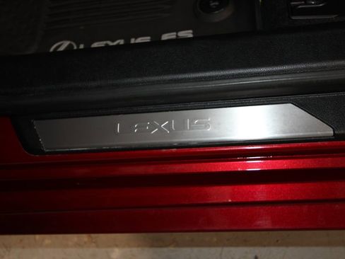 Used 2023 Lexus ES 350 F Sport image 7