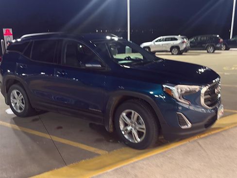 Used 2019 GMC Terrain SLE w/ Driver Convenience Package image 16