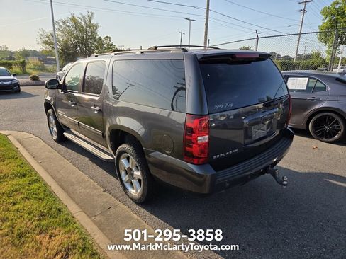 Used 2010 Chevrolet Suburban LT AWD/4WD image 4