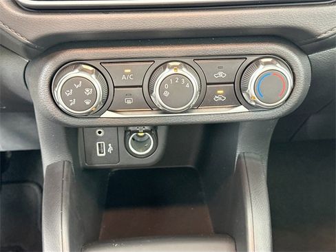 Used 2025 Nissan Versa S w/ S Plus Package image 13
