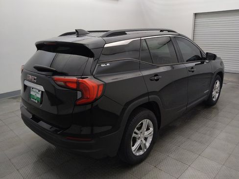 Used 2018 GMC Terrain SLE w/ Driver Convenience Package FWD image 9
