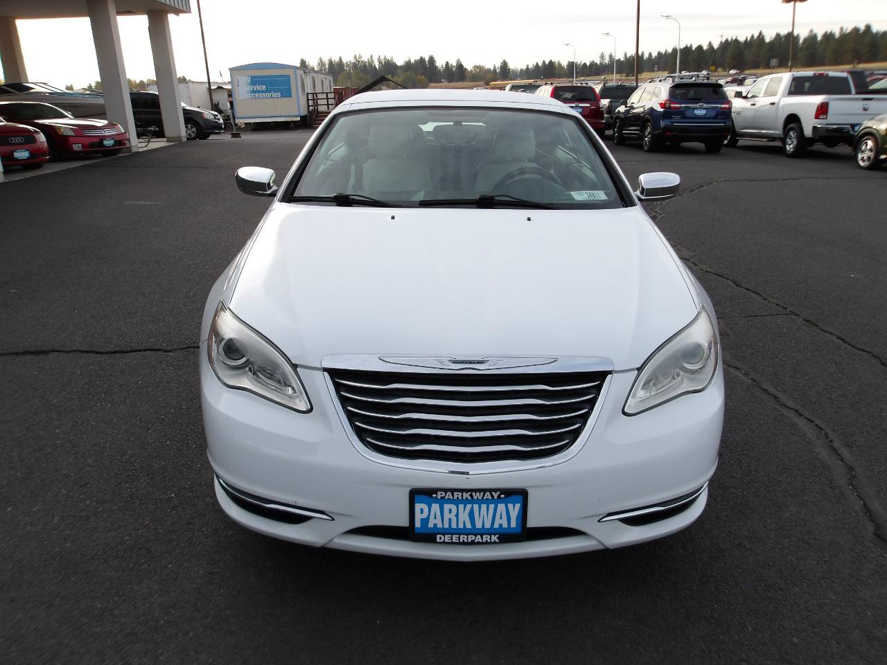 Used 2014 Chrysler 200 Limited FWD image 8