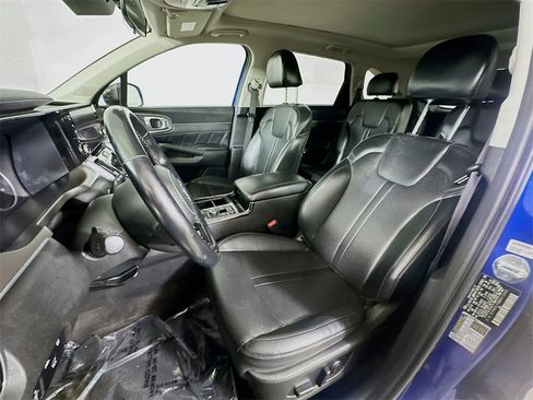 Used 2021 Kia Sorento SX image 14