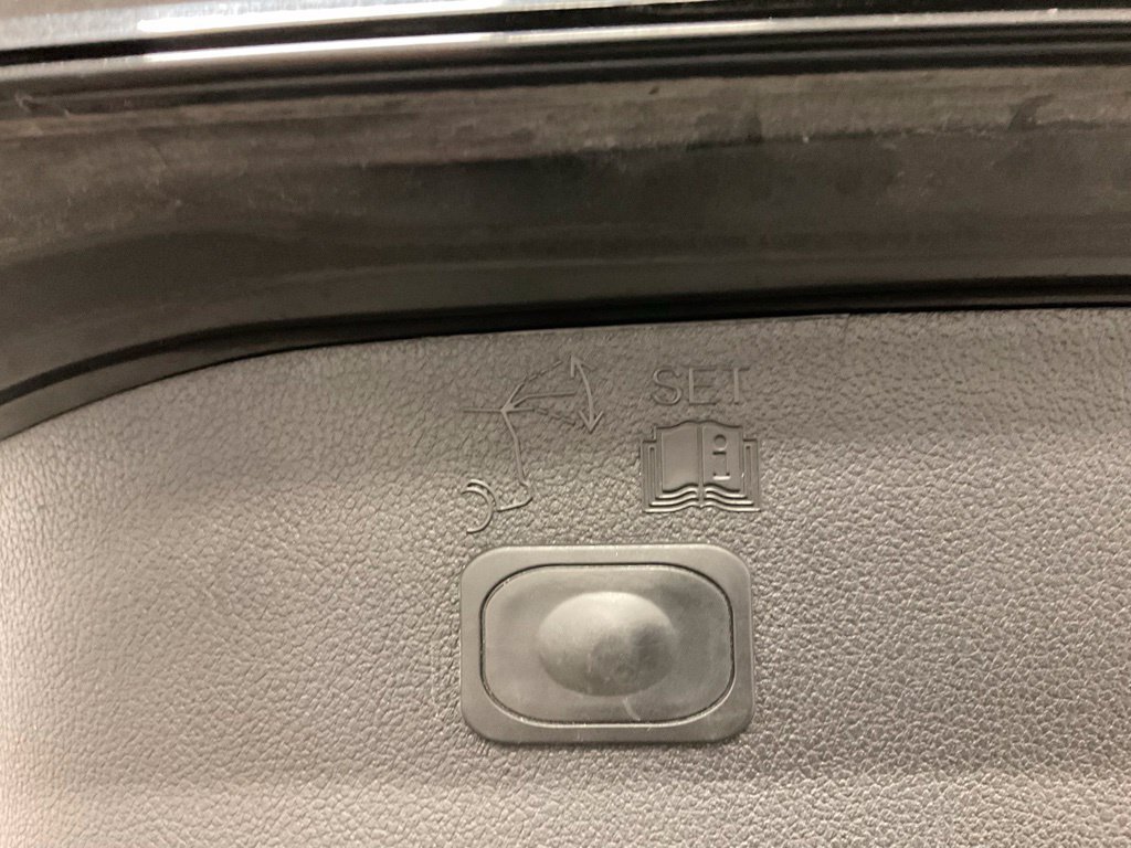 Used 2013 Ford Escape Titanium AWD/4WD image 31