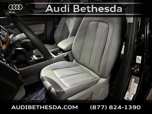 Used 2023 Audi Q5 2.0T Premium Plus w/ Premium Plus Package AWD/4WD image 28