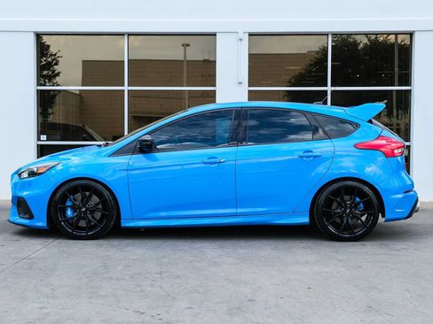 Used 2017 Ford Focus RS AWD/4WD image 22