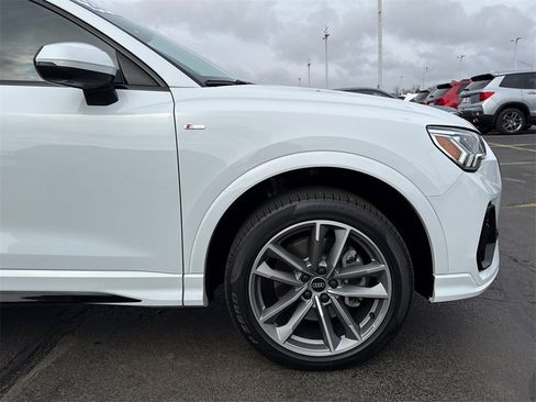 Used 2023 Audi Q3 2.0T Premium Plus w/ Premium Plus Package image 15