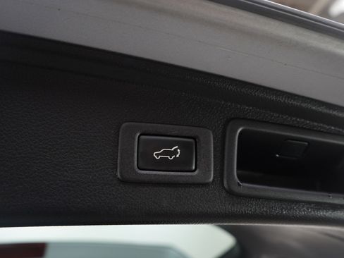 Used 2016 Subaru Forester 2.0XT Touring w/ Eyesight & Navigation System image 11