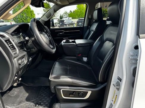 Used 2021 RAM 1500 Laramie AWD/4WD image 16