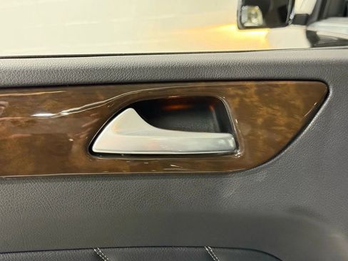 Used 2016 Mercedes-Benz GL 450 4MATIC image 60