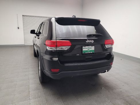 Used 2018 Jeep Grand Cherokee Laredo RWD image 6
