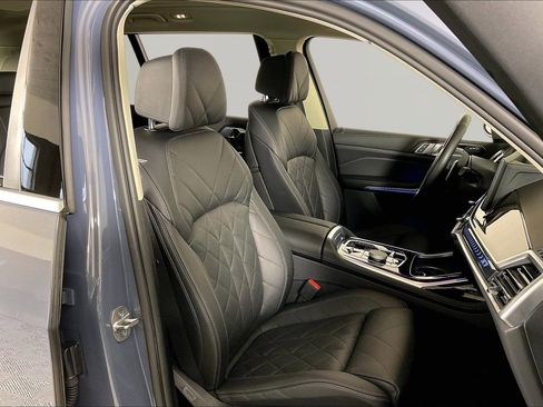 Certified 2023 BMW X7 xDrive40i w/ Premium Package image 12