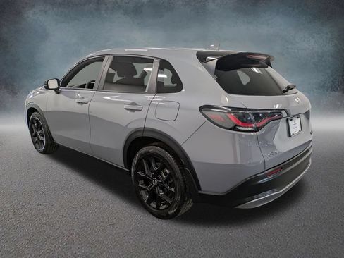 Used 2023 Honda HR-V Sport image 6