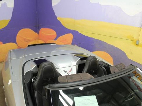 Used 2017 Chevrolet Corvette Stingray Convertible w/ 3LT Preferred Equipment Group RWD image 5