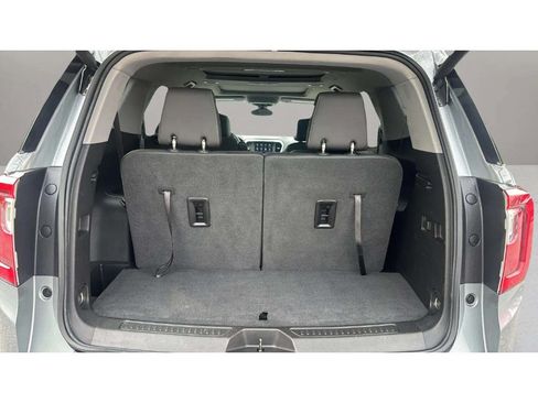 Used 2023 GMC Acadia SLT w/ Preferred Package AWD/4WD image 9