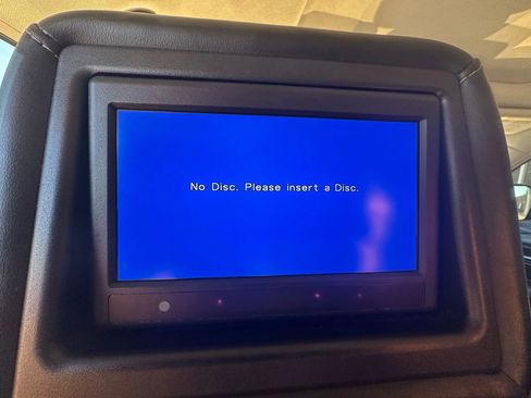 Used 2015 INFINITI QX80 Luxe w/ 22" Wheel Package image 16