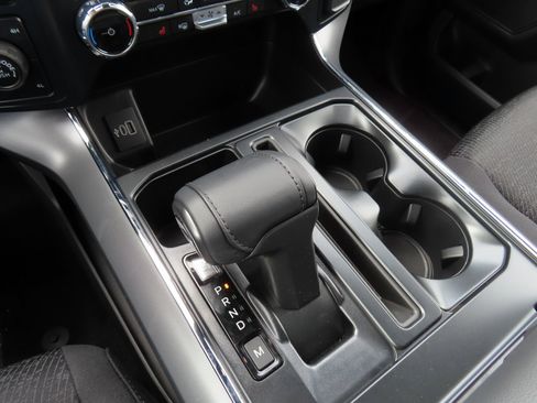 New 2026 Ford F150 XLT w/ Equipment Group 302A MID image 15