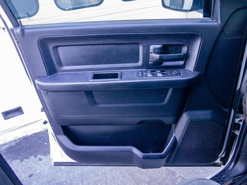 Used 2016 RAM 2500 Tradesman w/ Popular Equipment Group AWD/4WD image 11