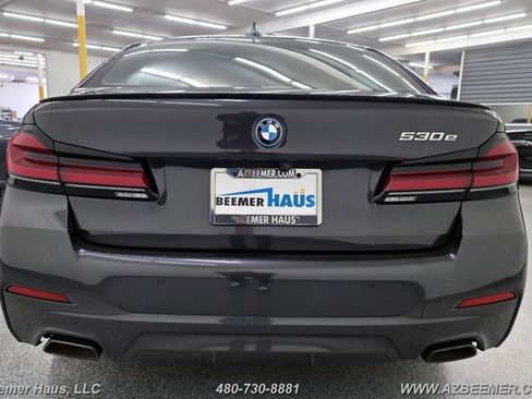 Used 2023 BMW 530e w/ M Sport Package RWD image 12