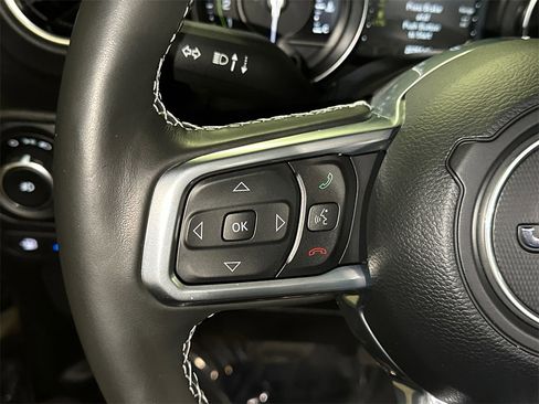 Used 2022 Jeep Wrangler Unlimited Sahara w/ Cold Weather Group image 25