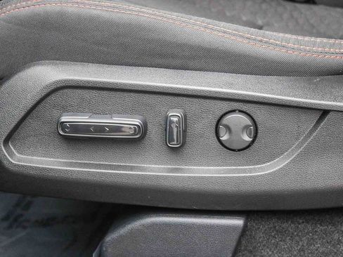 Used 2025 Honda Pilot Sport image 22