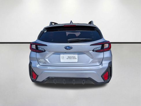 Used 2025 Subaru Crosstrek 2.0i Premium AWD/4WD image 5