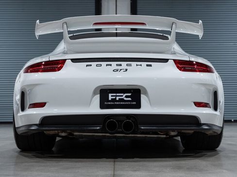 Used 2015 Porsche 911 GT3 RWD image 65