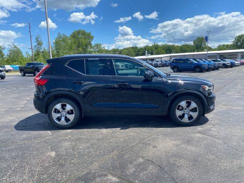 Used 2019 Volvo XC40 T5 Momentum AWD/4WD image 10
