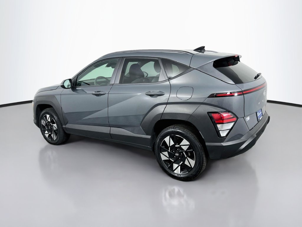 Certified 2025 Hyundai Kona SEL AWD/4WD image 5
