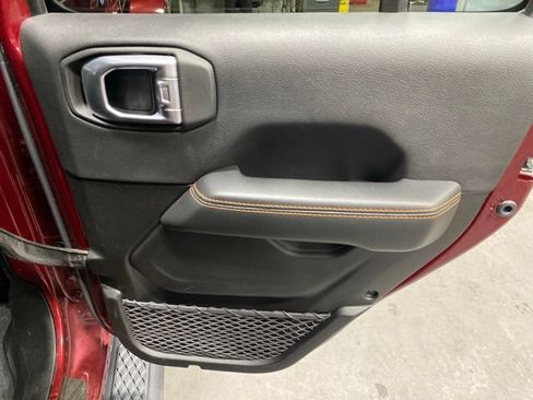 Used 2022 Jeep Gladiator Mojave w/ LED Lighting Group AWD/4WD image 19