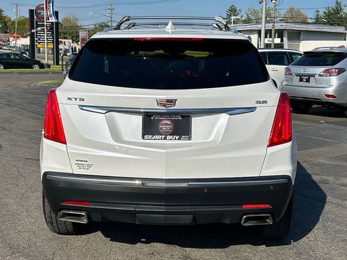 Used 2018 Cadillac XT5 Luxury w/ Driver Awareness Package AWD/4WD image 7