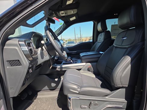 New 2025 Ford F150 Platinum w/ FX4 Off-Road Package AWD/4WD image 6