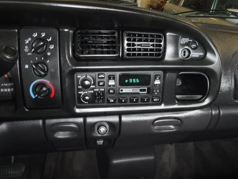 Used 2001 Dodge Ram 1500 Truck 2WD Regular Cab image 36