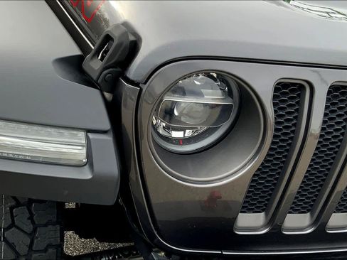 Used 2019 Jeep Wrangler Unlimited Rubicon w/ LED Lighting Group image 26