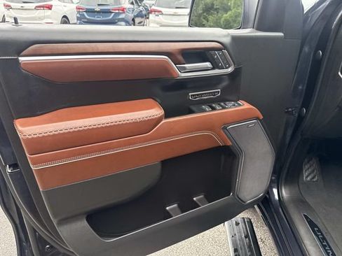 Used 2023 GMC Sierra 1500 Denali Ultimate AWD/4WD image 19